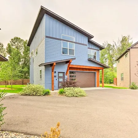 Colorful Bozeman Getaway In Prime Location! Vila